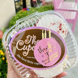 Nice touch with the free candles!