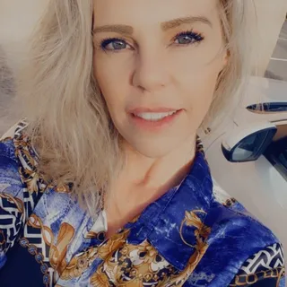 Eva S.