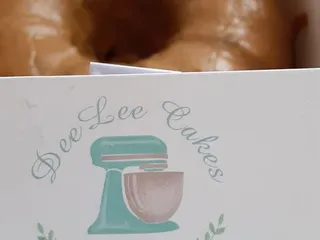DeeLee Cakes
