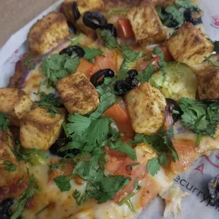 Butter Paneer Pizza