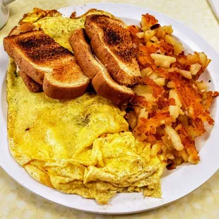 Omelet, Hash Browns and Toast at The Curve