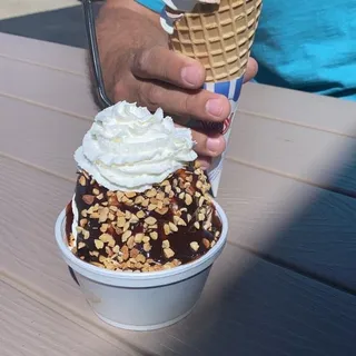 Hot Fudge Sundae