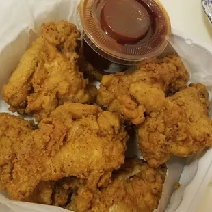 Chicken wings with Mo Mo Sauce