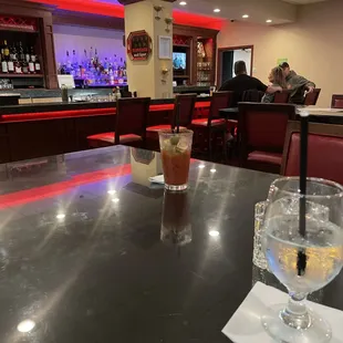 Holiday Inn Express bar