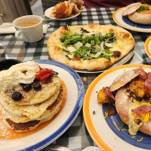 Blueberry lemon curd pancakes, shroom pizza