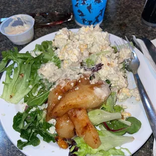 Toasted pear salad half