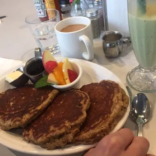 Whole Grain Muesli Pancakes