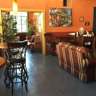 Beautifully decorated and comfortable places to eat