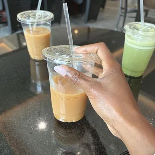 dessert, drink