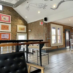 Upper level seating area