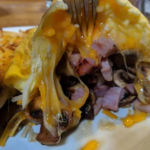 Ham and mushroom omelette. So yum!!