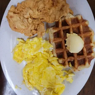 Chicken waffles 2 eggs