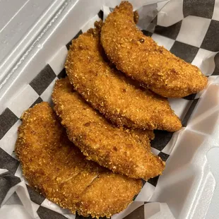 Captain Crunch Chicken Tenders- yep, it&apos;s exactly what you think it is. The perfect blend of cereal &amp; deep fried chicken