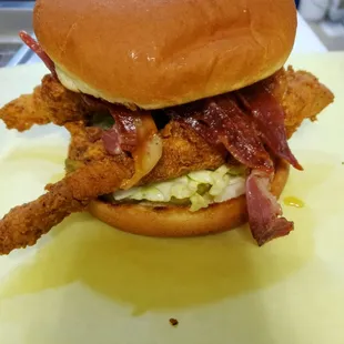 food, fried chicken, bbq wings, poultry, fried chicken wings, chicken, bbq chicken, chicken wings and fried chicken, chicken wings