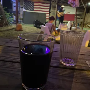 Wine  and live music. Perfection :)