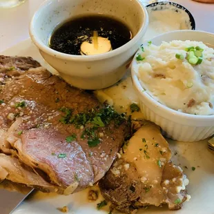 Queen's cut prime rib and mashed potatoes.