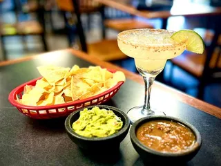 Cheer's On South Monaco