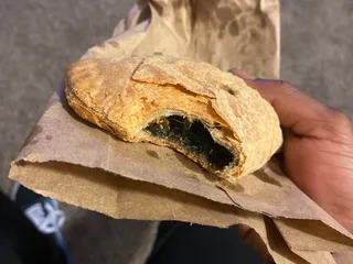 Minto's Jamaican Patties & Juice Bar