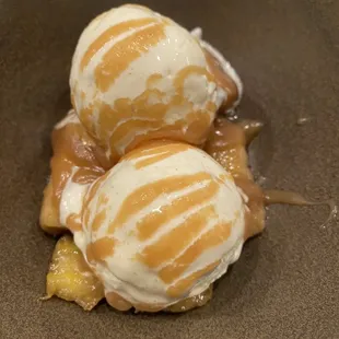 Banana foster sundae