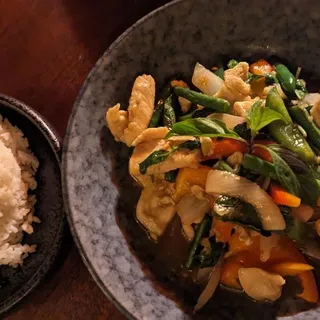 pad kra praow