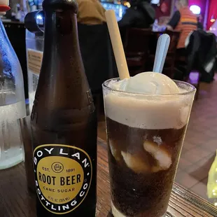 Root beer float $6