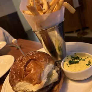 Davidson Burger