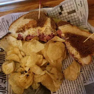 Rubin Sandwich with chips and a pickle