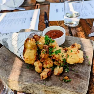 Cheese Curds w/ curry ketchup