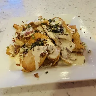 Potato chip nachos