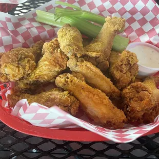 Fried Lemon Pepper Wings