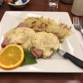 Green Eggs & Ham Benedict