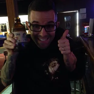 Coors in a stubby makes me happy.