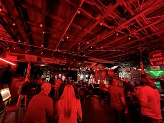 Bramblitt's Yellow Dog Art Bar and Gallery