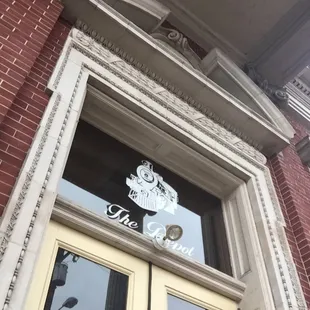 outside, ramen and noodles