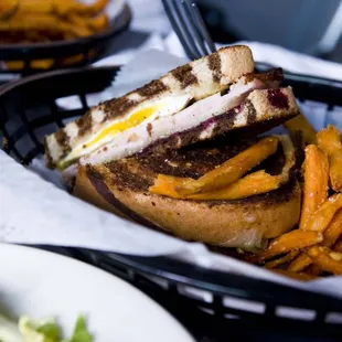 Monte Cristo Sandwiches