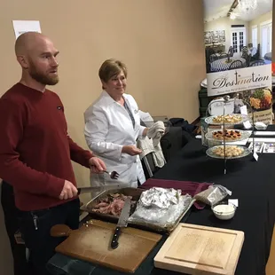 Our food is fresh, whole &amp; prepared in a professional setting by quality chefs &amp; cooks.