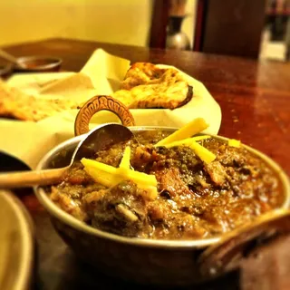 Wednesday - Sharabi Kababi Gosht