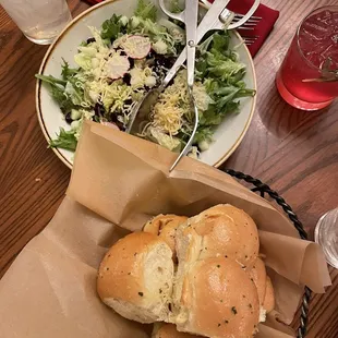 Bread and Diamond Horseshoe Salad