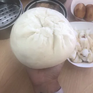 Giant Pork Bun (Banh Bao Lon)