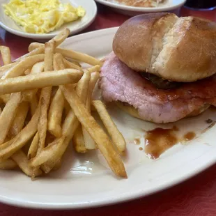 southside burger, bbq sauce too sweet.