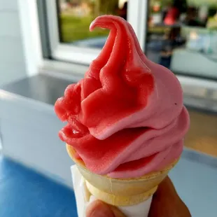 Dole strawberry and watermelon twist kiddie cone.