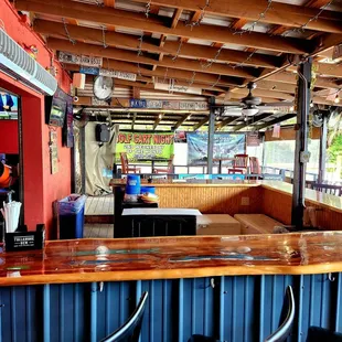 Sept 2022: Interior Pic 5 of 13-- A second bar perhaps?