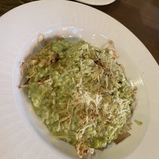 Seasonal risotto - asparagus, leeks, manchego