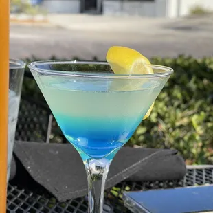 Glory to Ukraine cocktail