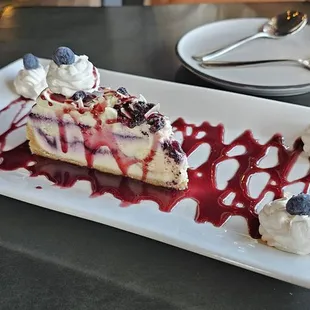 Blueberry cheesecake crumble