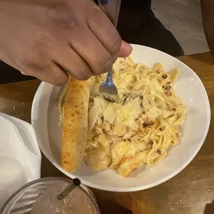 Chicken and Shrimp Alfredo