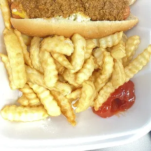 Yummy chili and slaw hotdog