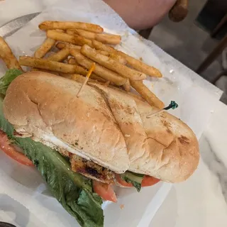 BLACKENED CHICKEN PO BOY