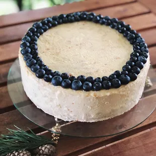 The Divine Cake with blueberries