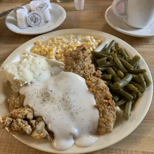 The lunch chicken fry with some jalapeño corn and green beans. And dessert. $10 Let&apos;s eat!